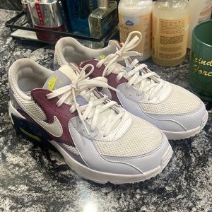 7.5 Womens Nike Air Max